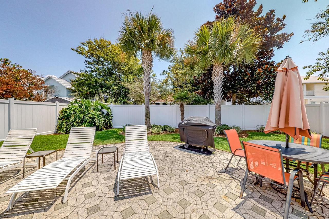 Southern Comfort Destin Bagian luar foto